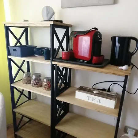 Republic Bed and Breakfast 2*